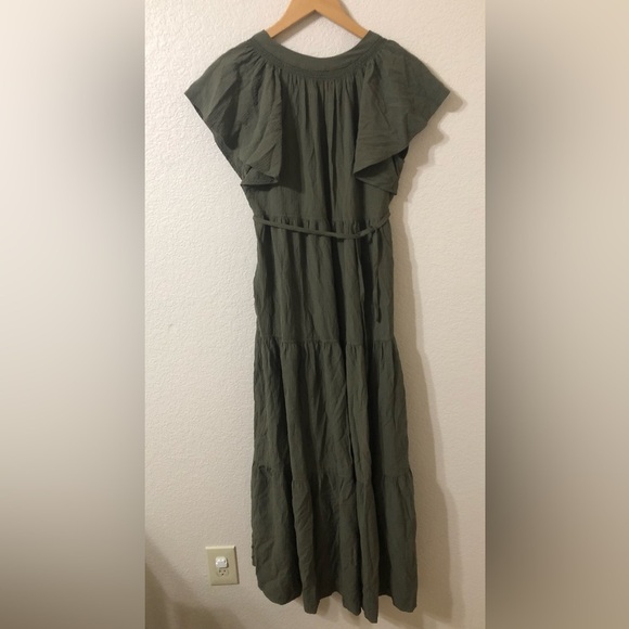 Calvin Klein Flutter Short Sleeve Tiered Gauze Midi Dress in Forest Green Size 4 - Picture 5 of 7
